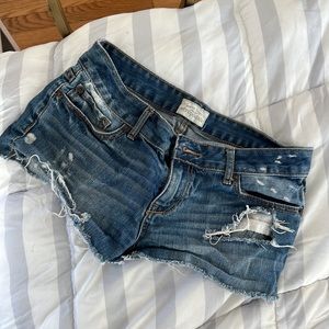 AéRopostale denim cut off shorts